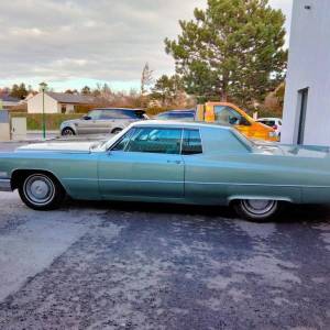 Cadillac-Coupe-DeVille-1967_01_original