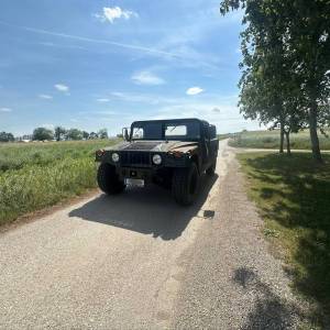 AM-General-Humvee_01_original
